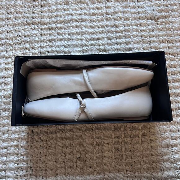 Kenneth Cole Ballet Flat Sz 10 - Picture 2 of 5